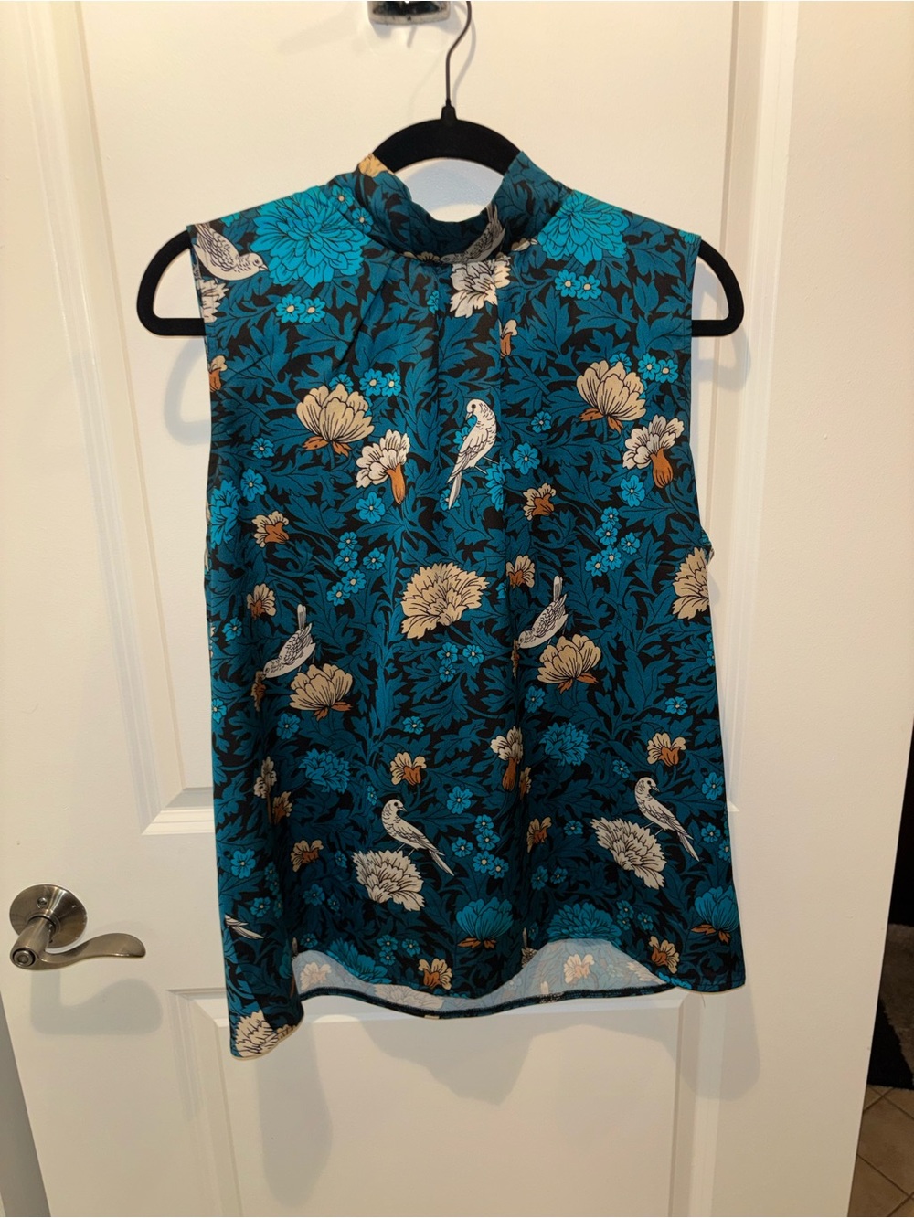 Ann Taylor Teal Floral & Bird Tie Neck Sleeveless Blouse